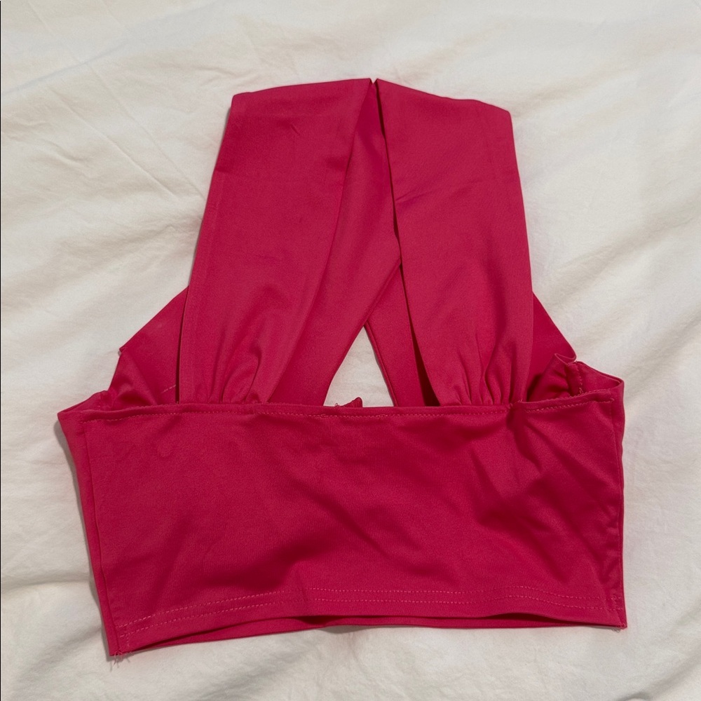 Superdown Revolve Top - Picture 2 of 2